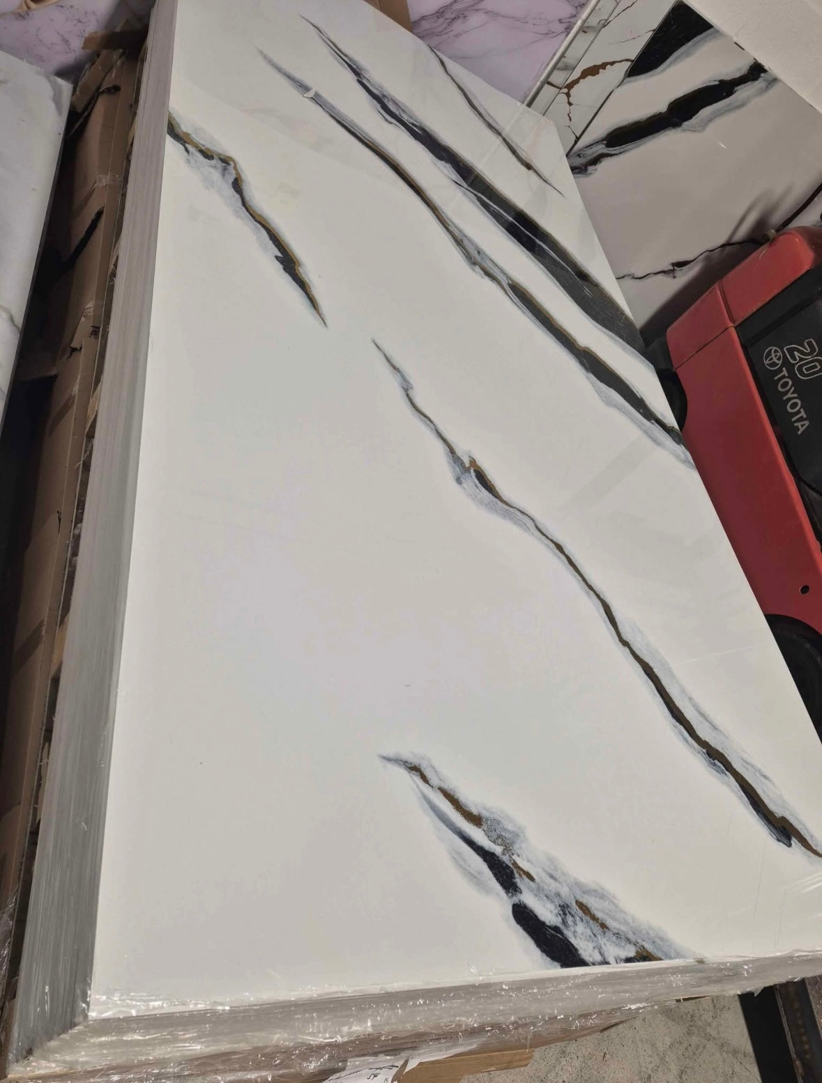 Panneau Mural UV en PVC effet marbre, Blanc bleuté , 4x8 pied 3mm | Panore - Panore