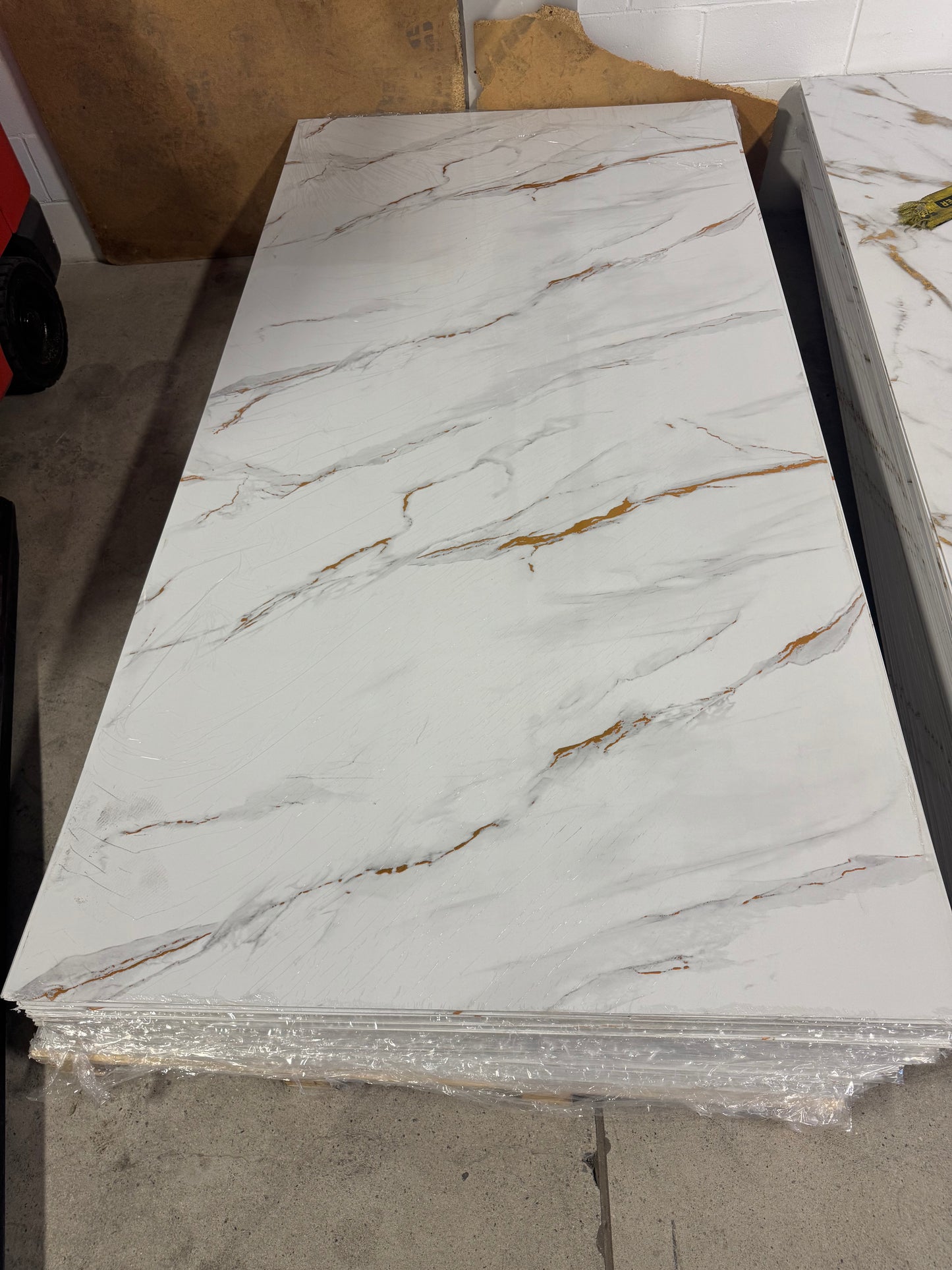 Panneau Mural UV en PVC, Ivoire doré , 4x8 pied 3mm | Panore - Panore