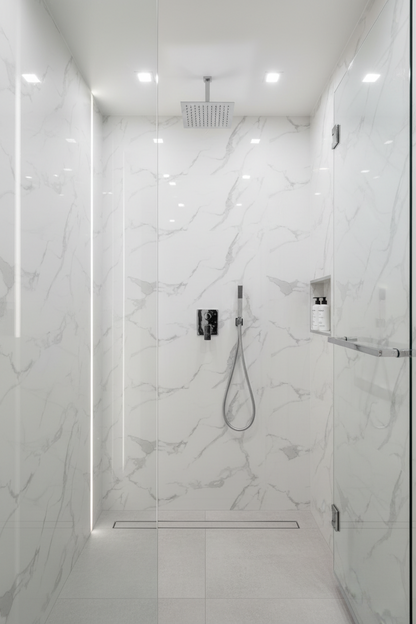 Panneau Mural UV en PVC effet marbre, Blanc doux, 4x8 pied 3mm | Panore - Panore