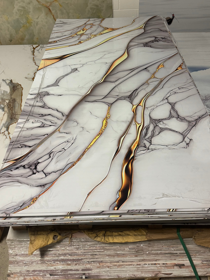 Panneau Mural UV en PVC effet marbre, Griffe d'or , 4x8 pied 3mm - Panore 