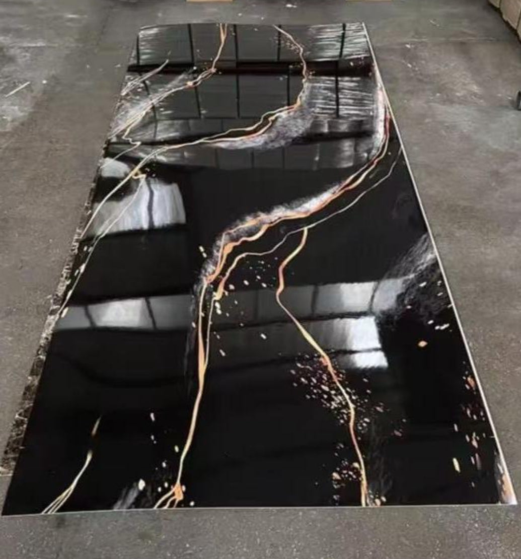 Panneau Mural UV en PVC effet marbre, Noir veine dorée, 4x8 pied 3mm | Panore - Panore