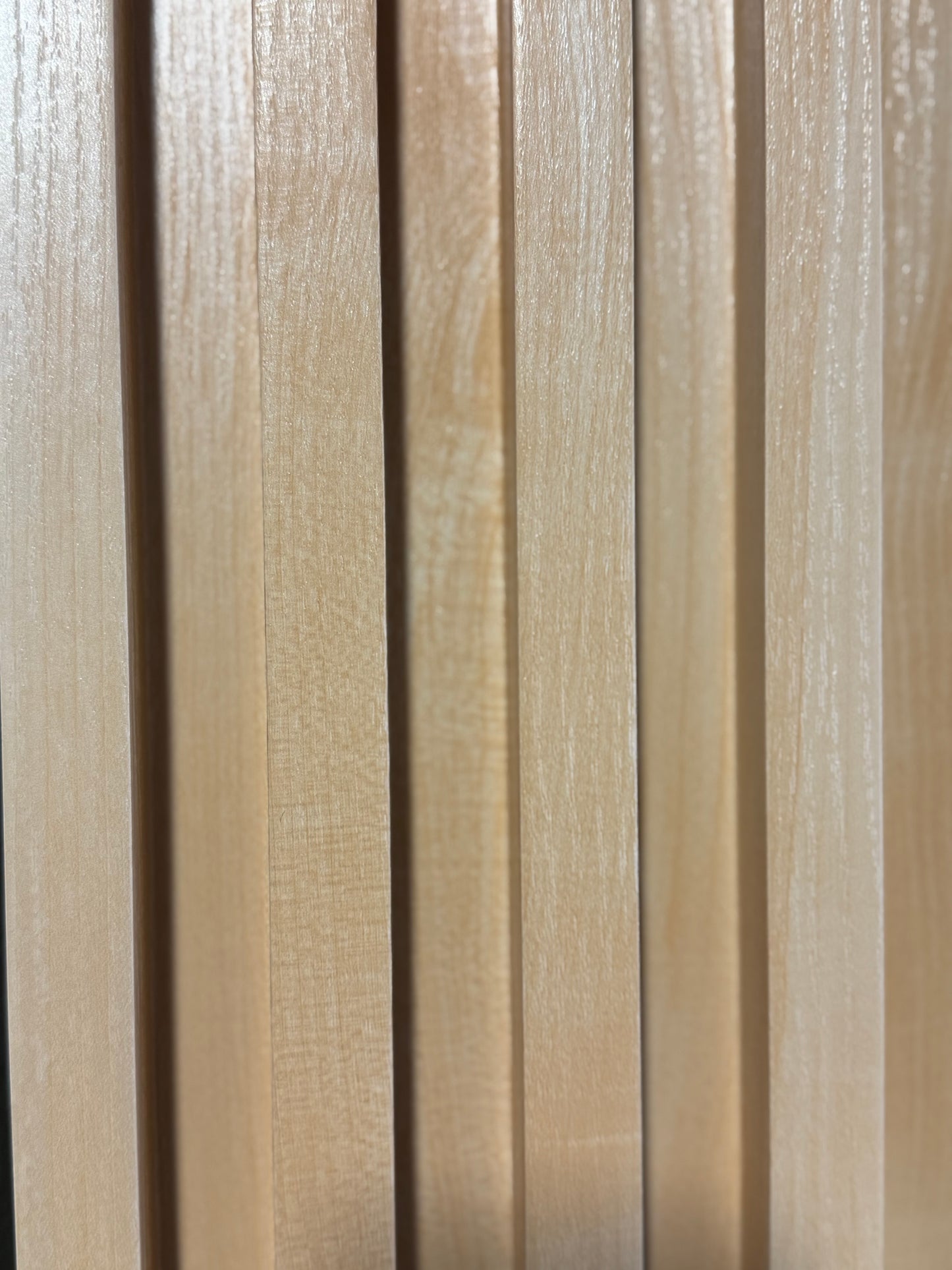 Panneaux cannelés en WPC, Beige, 0,5 x 9,5 pied x 24 mm (10 panneaux/boite) - Panore